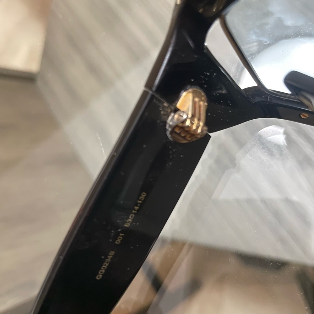 Gucci Rectangular Acetate Sunglasses With Pearls … - image 7